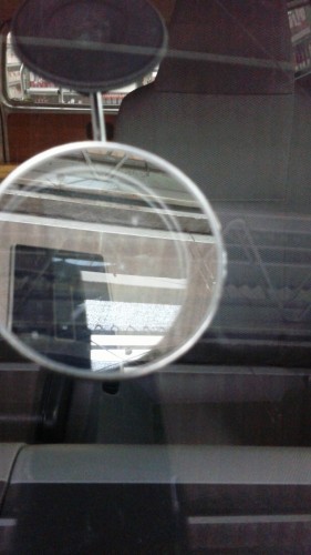 福岡県糸島市のＴ様　スズキエブリーの断熱ガラス施工