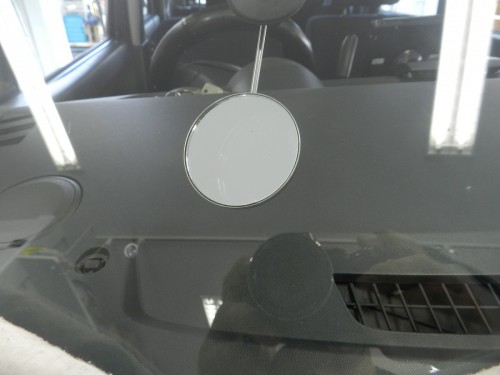 福岡市博多区　Ｏ様　スズキＭＲワゴン　フロントガラスリペア